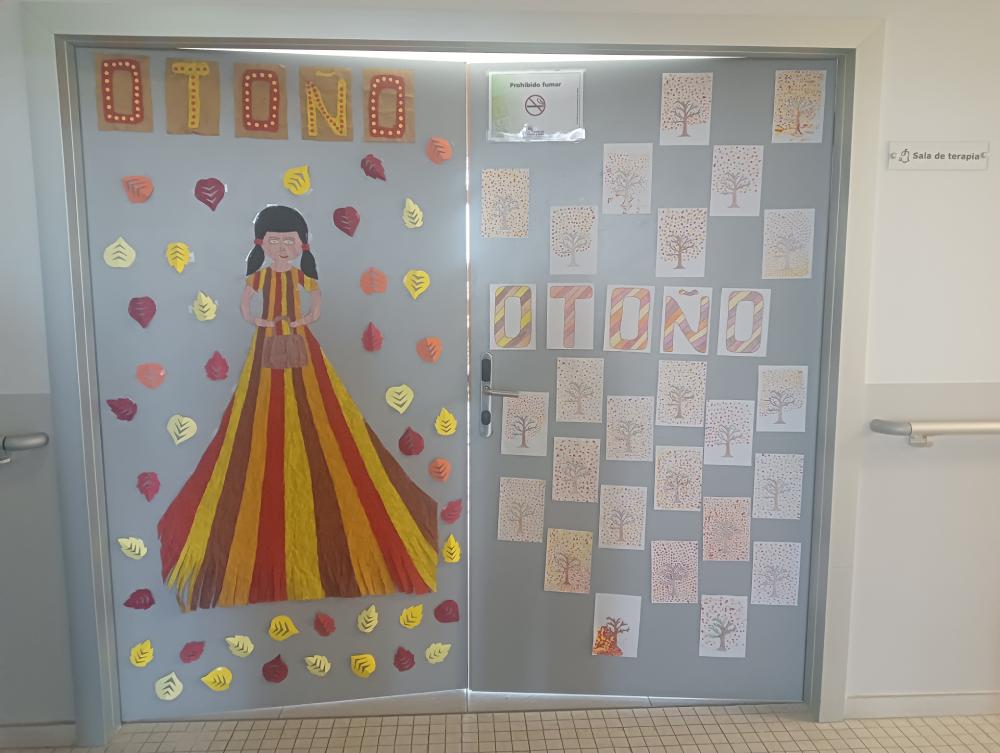 Decoración magosto de una puerta de Campolar Ilusiones